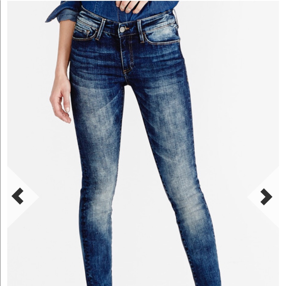 Buffalo Jeans- high waisted medium wash
